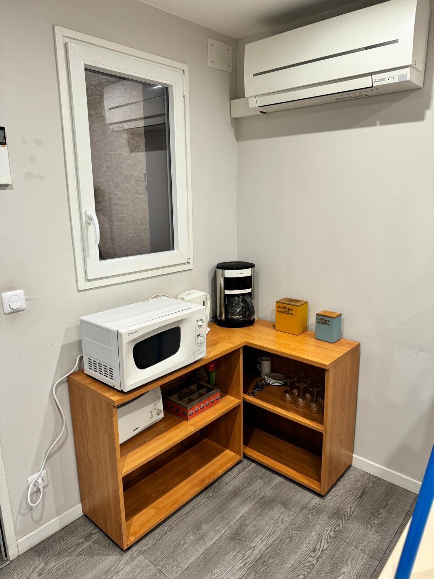Worldroom Chambre Privee Avec Espace Commun Perpignan Exterior foto