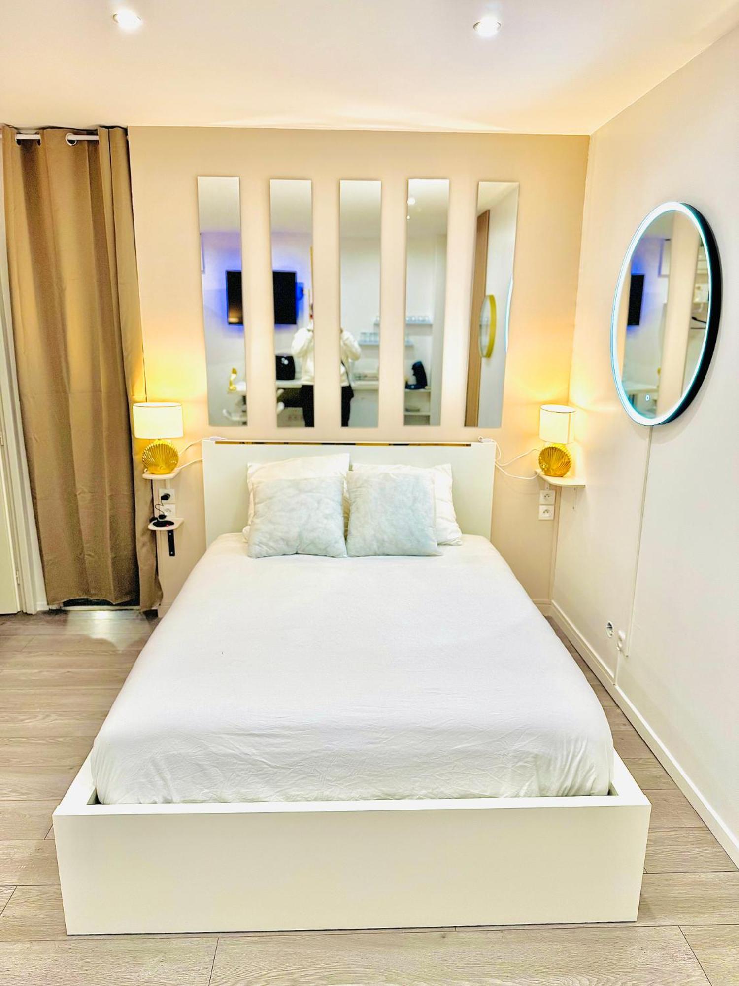 Worldroom Chambre Privee Avec Espace Commun Perpignan Exterior foto