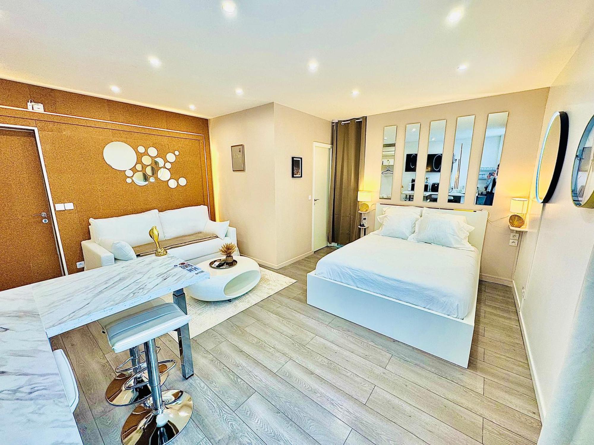 Worldroom Chambre Privee Avec Espace Commun Perpignan Exterior foto
